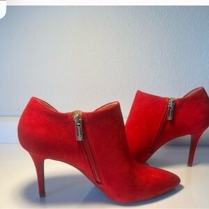 Jessica Simpson Red Suede Stiletto Booties 9.5 Pointed Toe  4” Heel Coquette